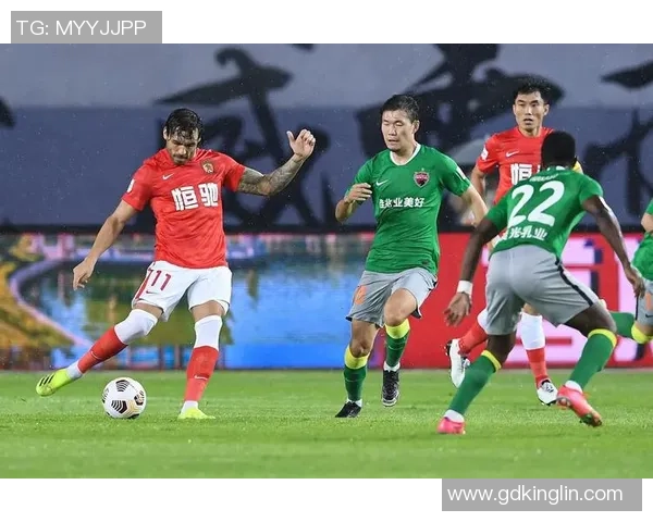 洲际杯特别报道：深圳足球队的奋斗经历